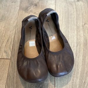 Vivobarefoot Jing Jings size 39